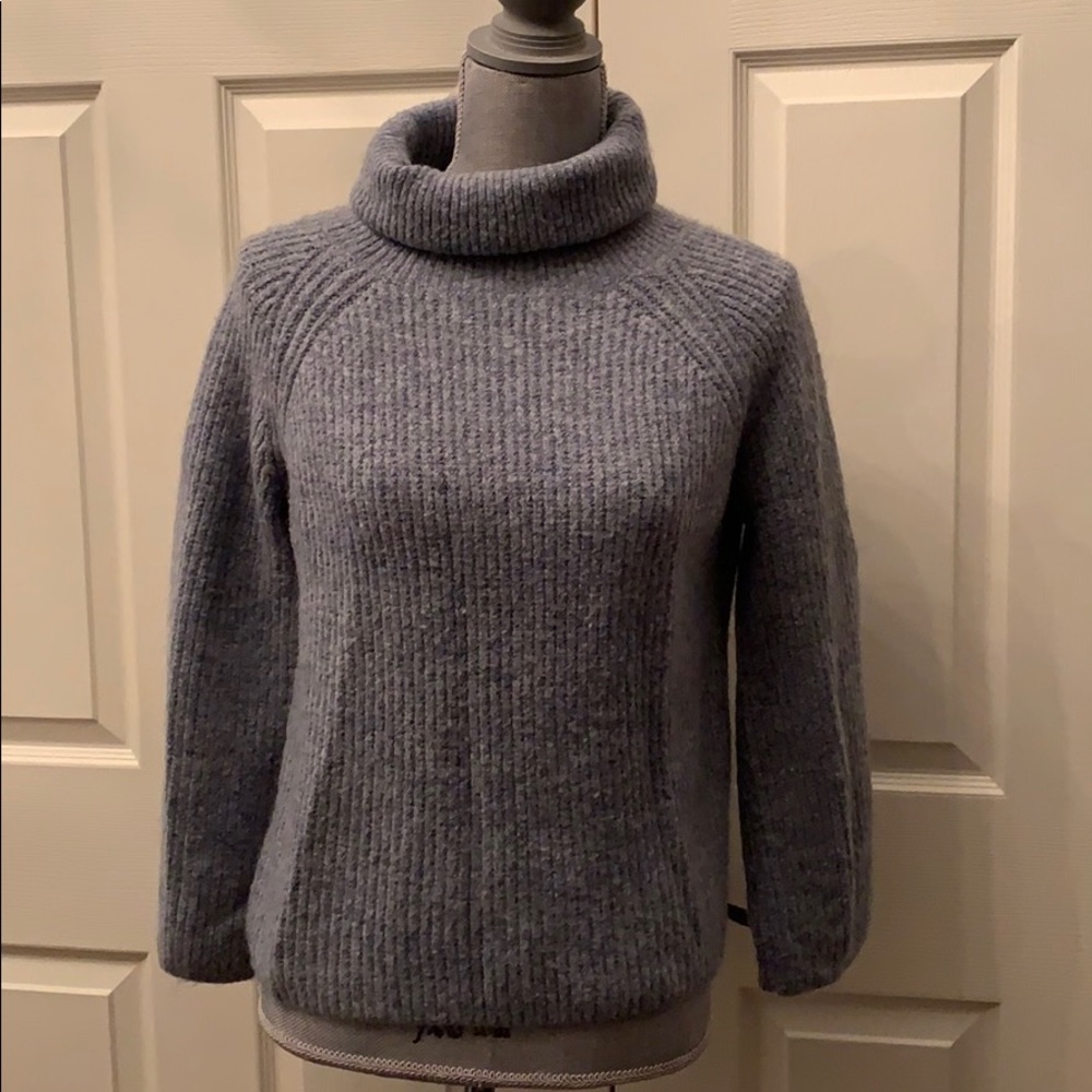 Light blue Grey soft high-end sweater turtleneck